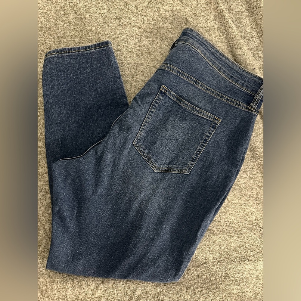 Women’s size 18 skinny jeans